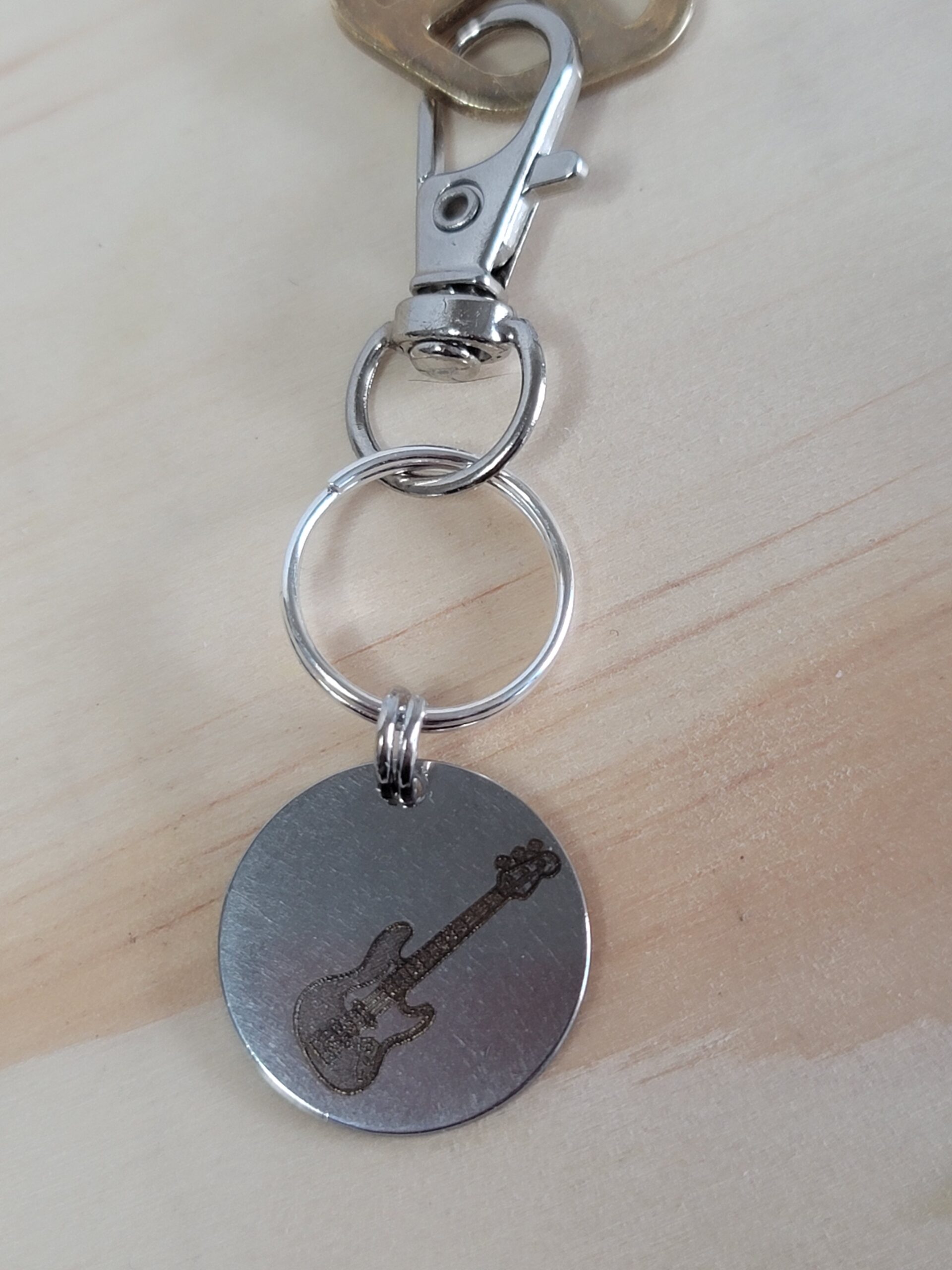 Laser Engraved Bass Guitar Keychain Fob – Steel Musician Zipper Pull - Image 4