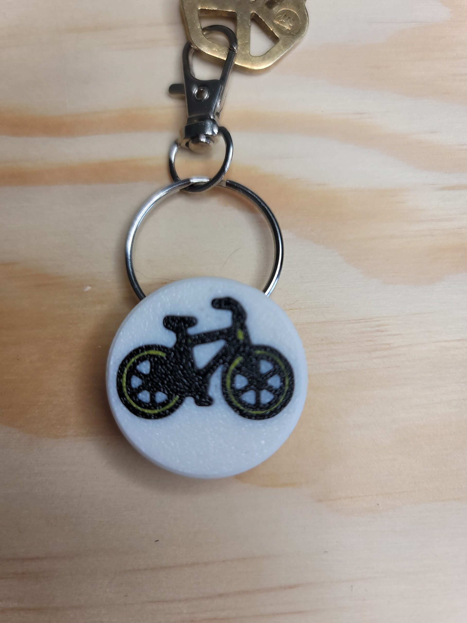 3D Printed Bicycle Keychain Fob – Multicolor Cycling Zipper Pull Accessory - Image 2