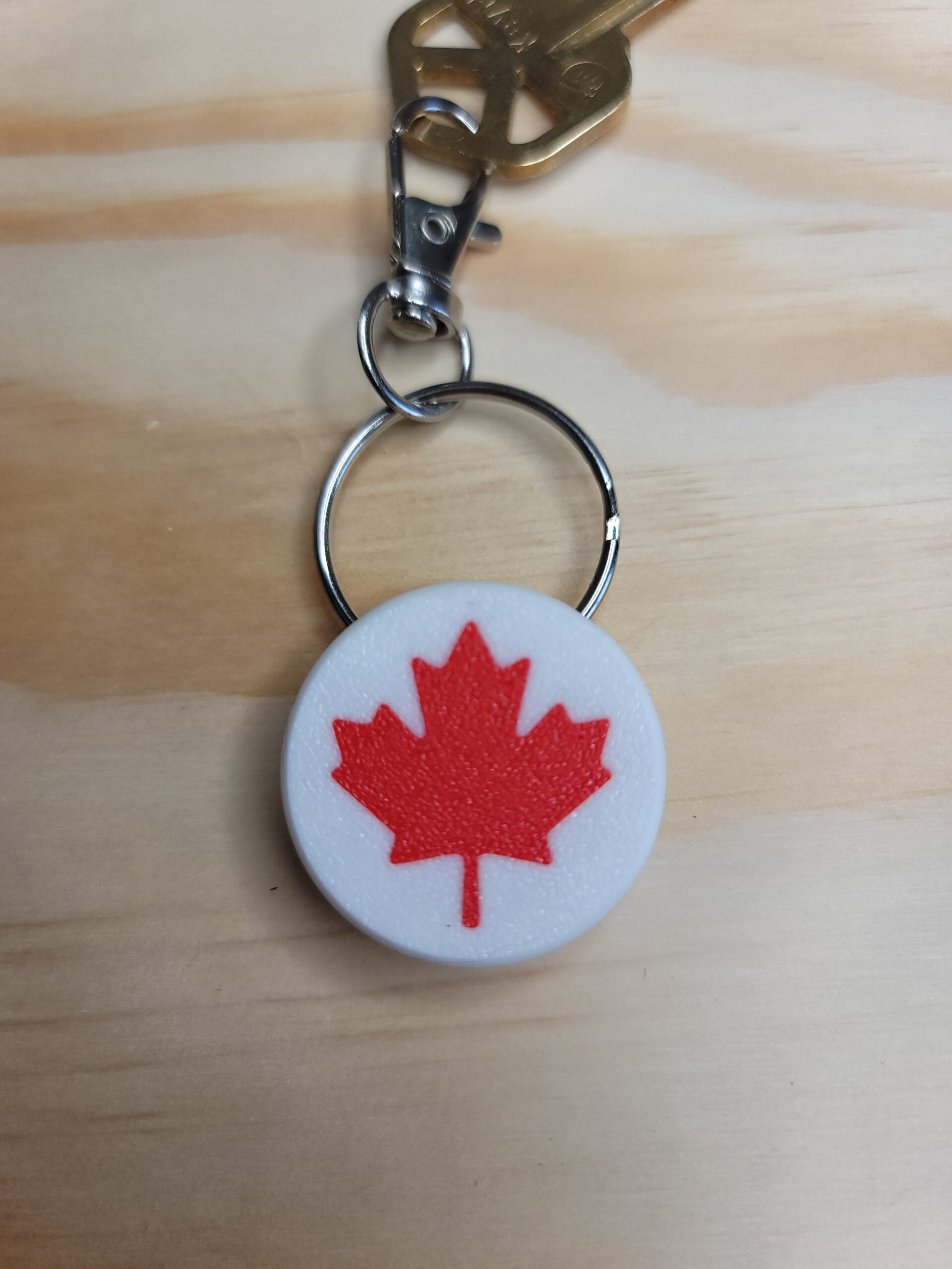 3D Printed Maple Leaf Keychain Fob – Multicolor Canadian Zipper Pull - Image 2