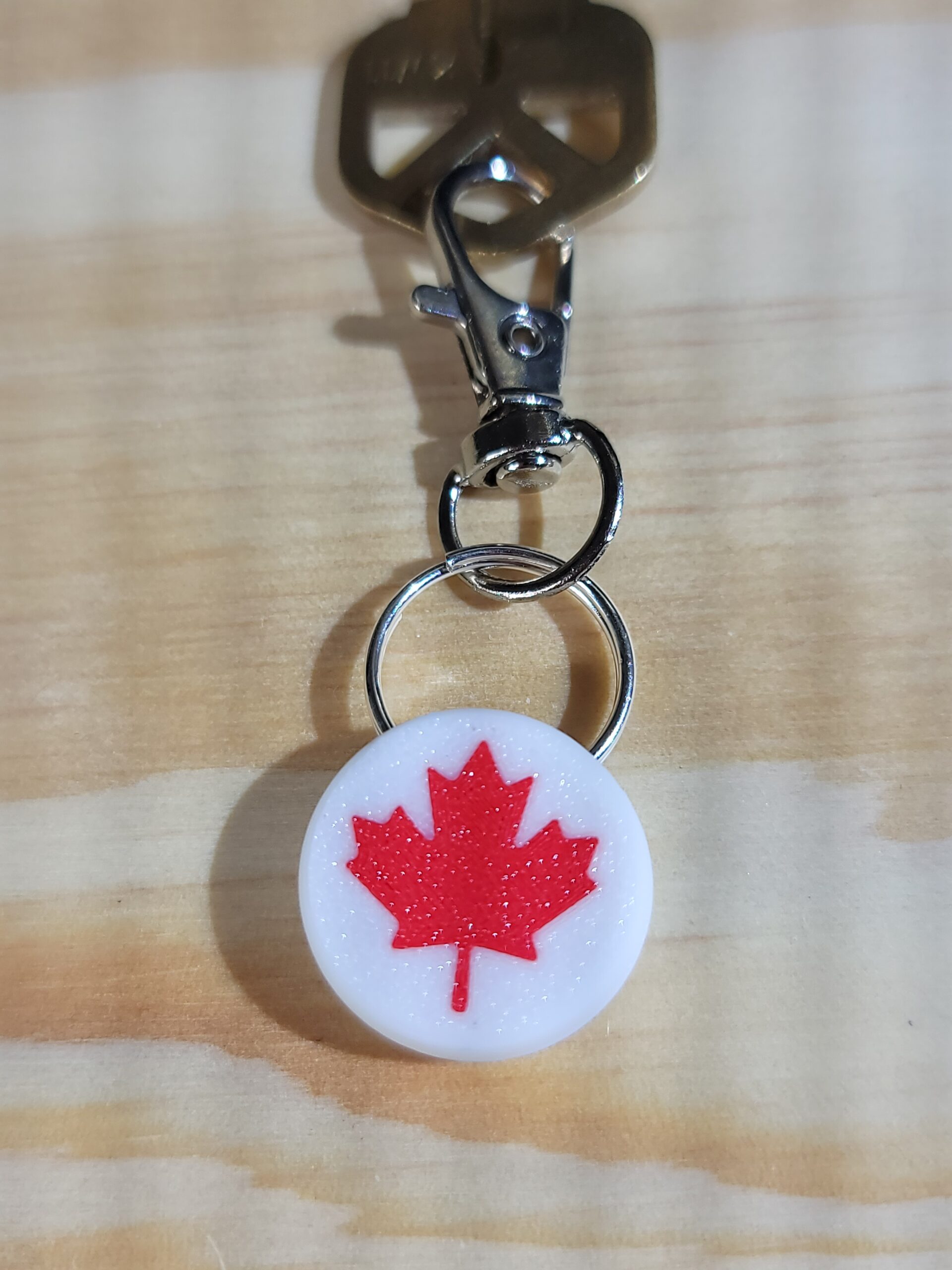 3D Printed Maple Leaf Keychain Fob – Multicolor Canadian Zipper Pull - Image 3