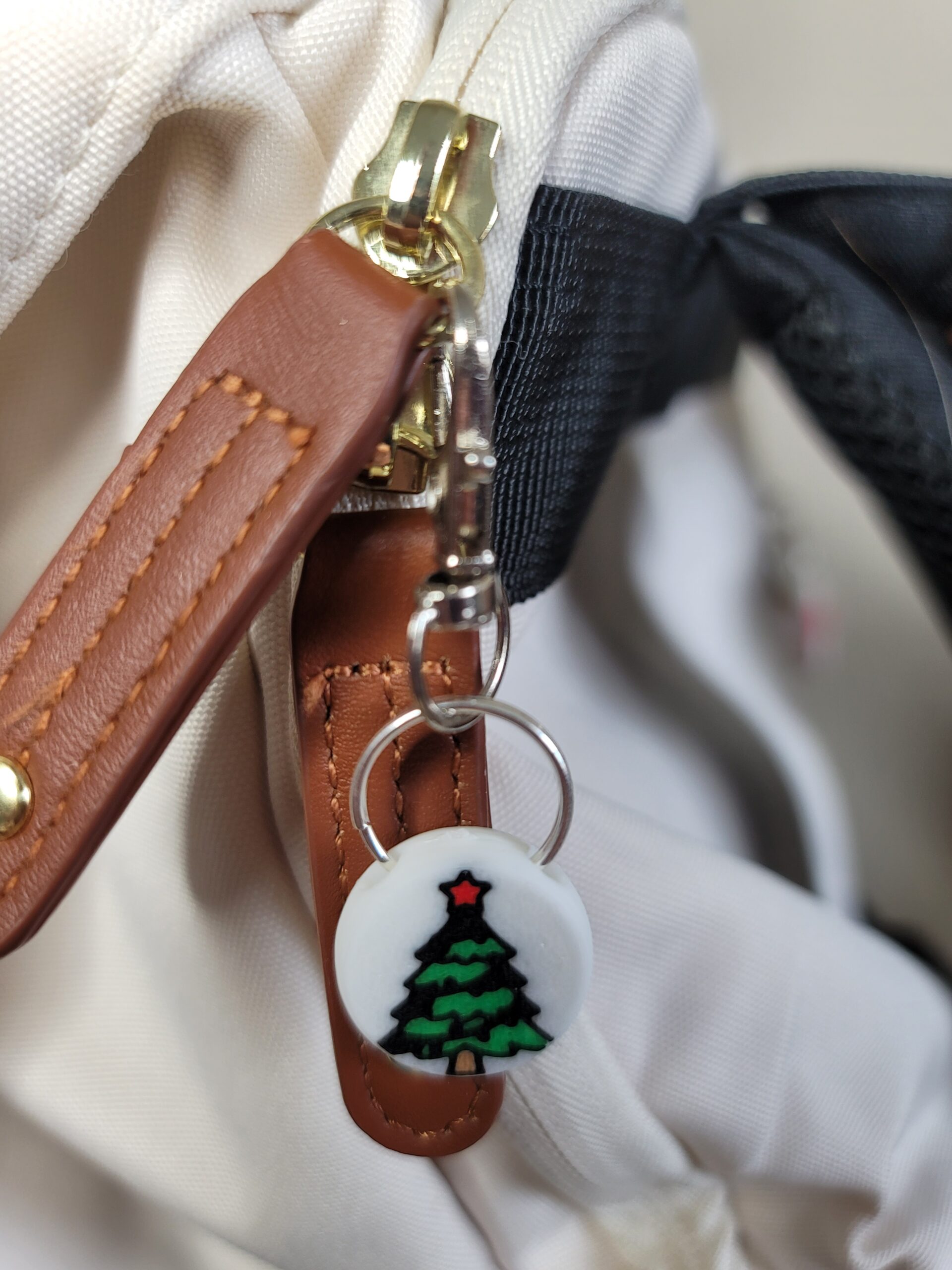3D Printed Christmas Tree Keychain Fob – Multicolor Holiday Zipper Pull - Image 3