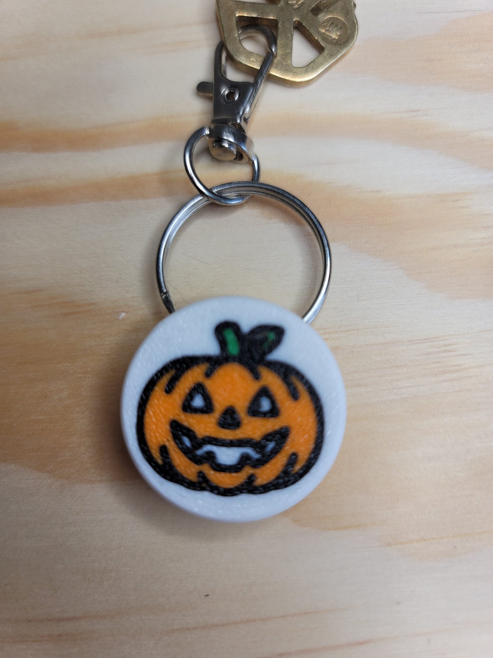 3D Printed Halloween Pumpkin Keychain Fob – Multicolor Spooky Zipper Pull - Image 2
