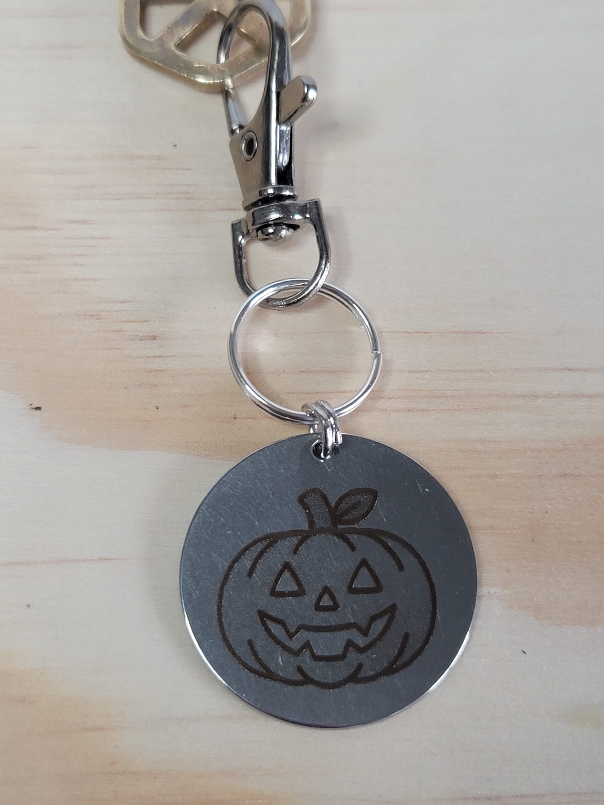 Laser Engraved Halloween Pumpkin Keychain Fob – Steel Spooky Zipper Pull - Image 2