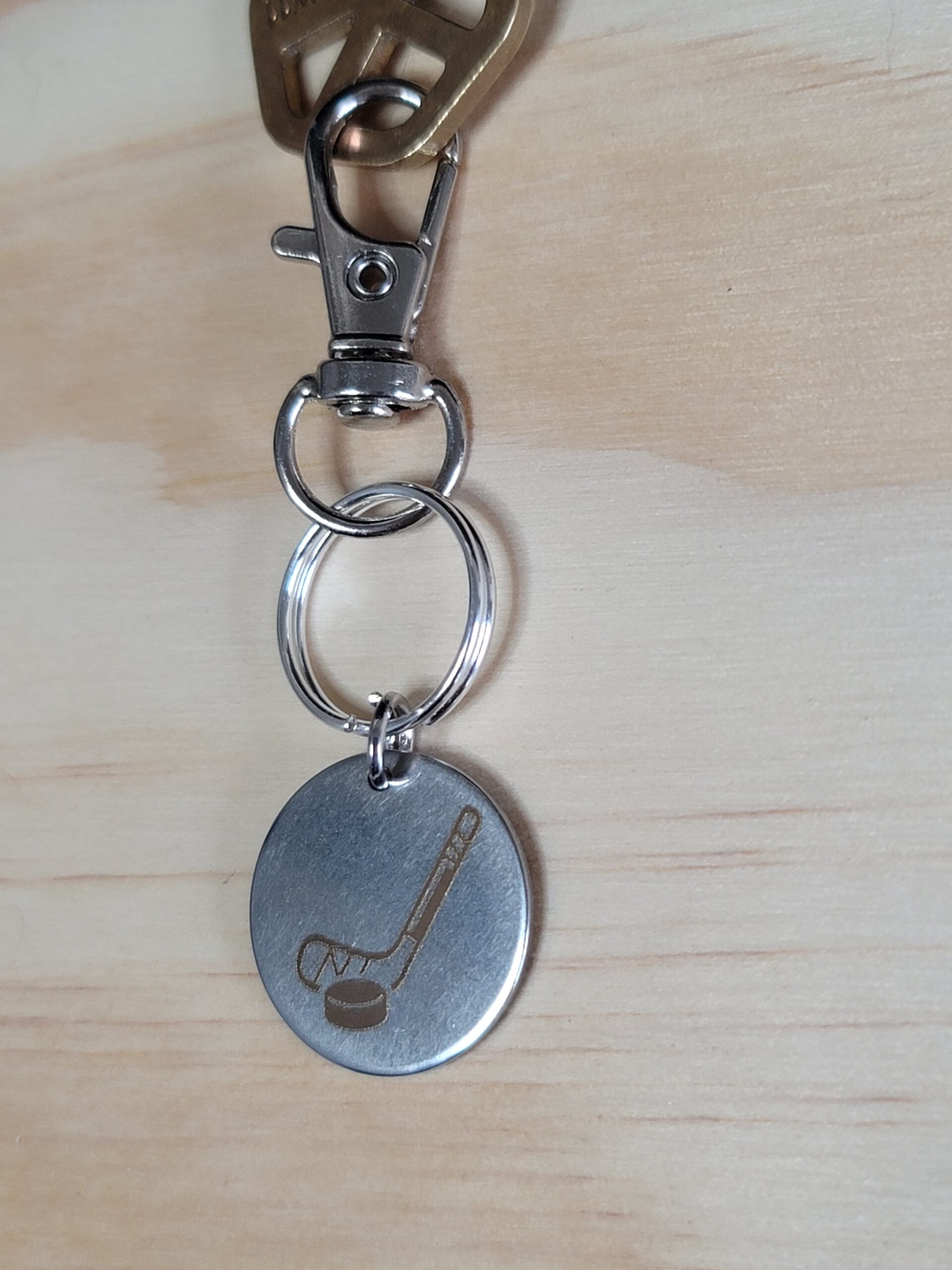 Laser Engraved Hockey Keychain Fob – Steel Sports Zipper Pull - Image 4