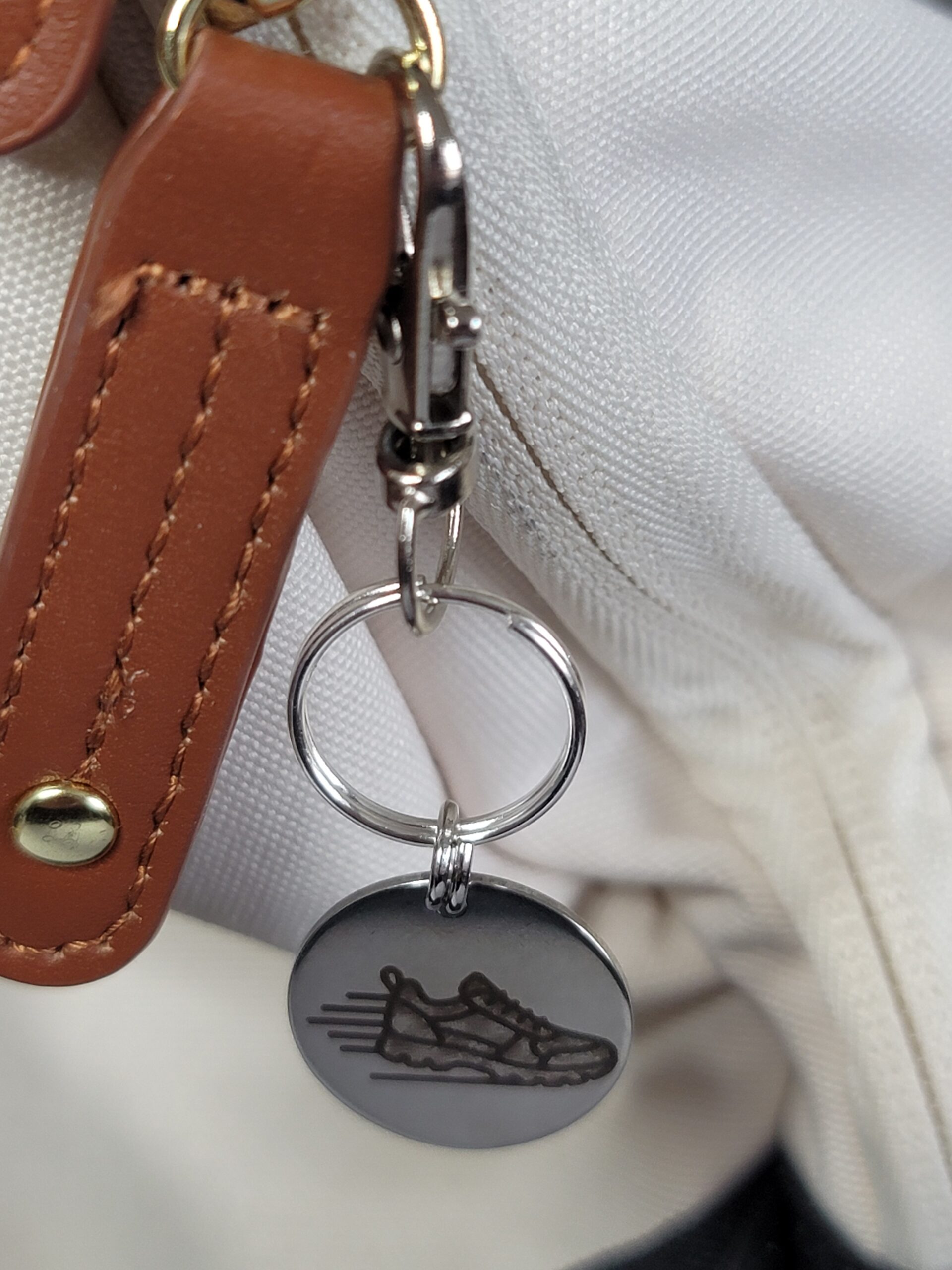 Laser Engraved Running Keychain Fob – Steel Sports Zipper Pull - Image 3