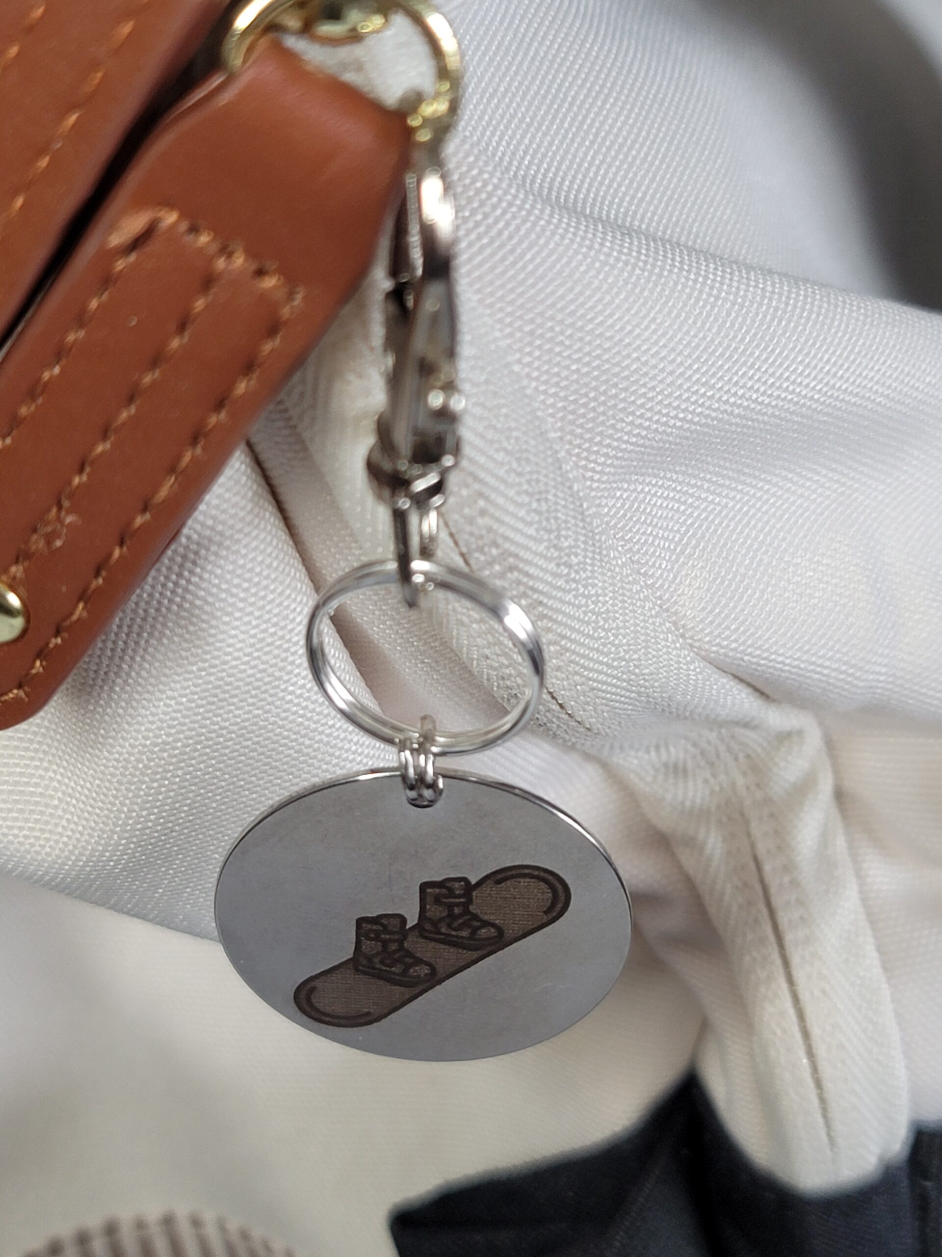 Laser Engraved Snowboard Keychain Fob – Steel Winter Sports Zipper Pull