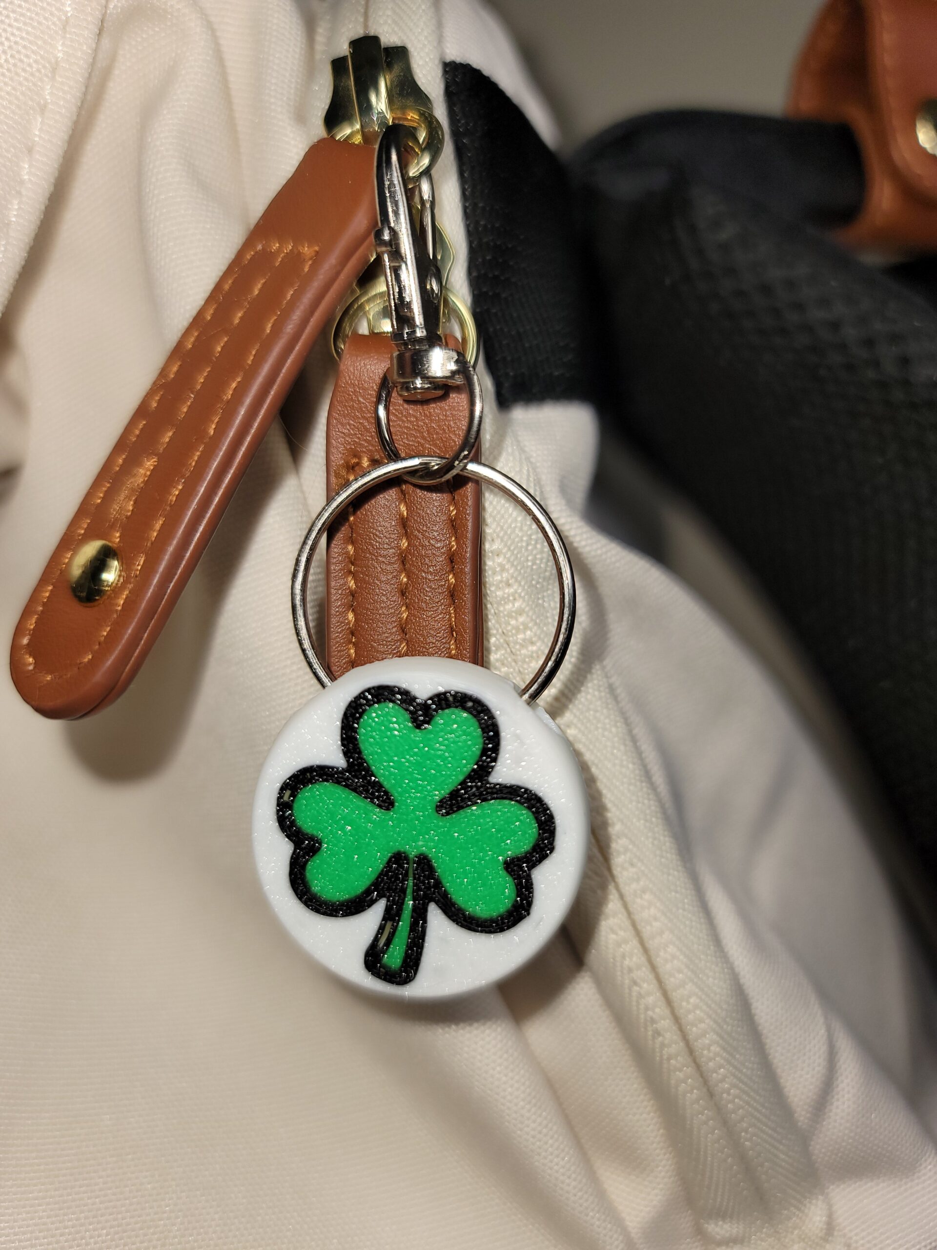 3D Printed St. Patrick's Day Keychain Fob – Multicolor Lucky Zipper Pull