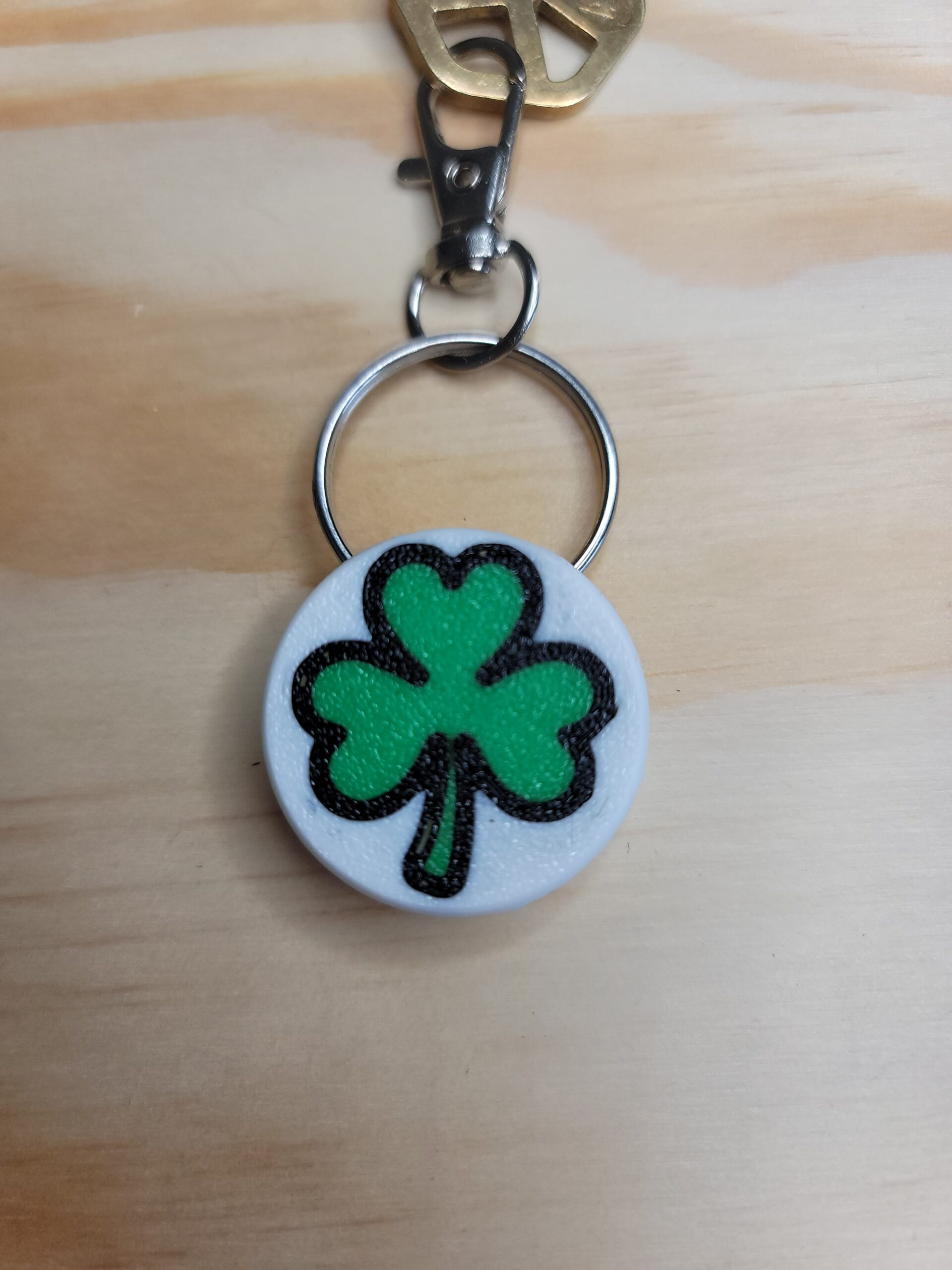 3D Printed St. Patrick's Day Keychain Fob – Multicolor Lucky Zipper Pull - Image 2