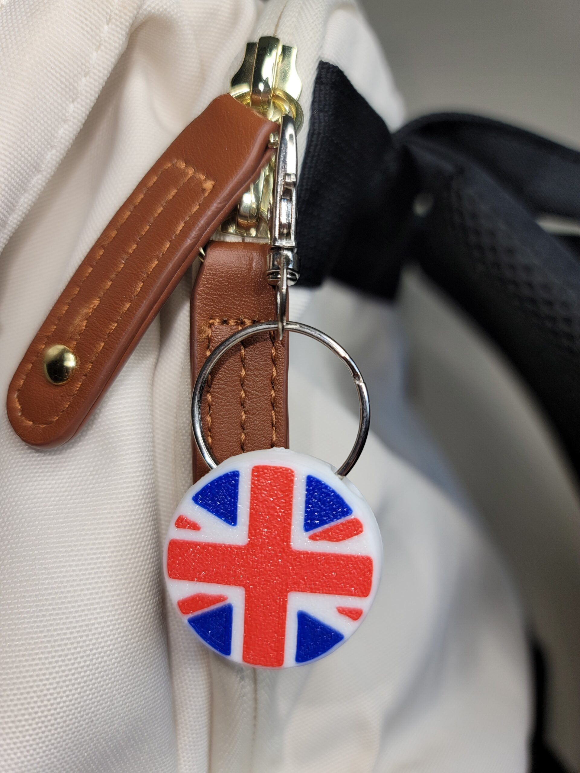 3D Printed UK Flag Keychain Fob – Multicolor British Pride Zipper Pull