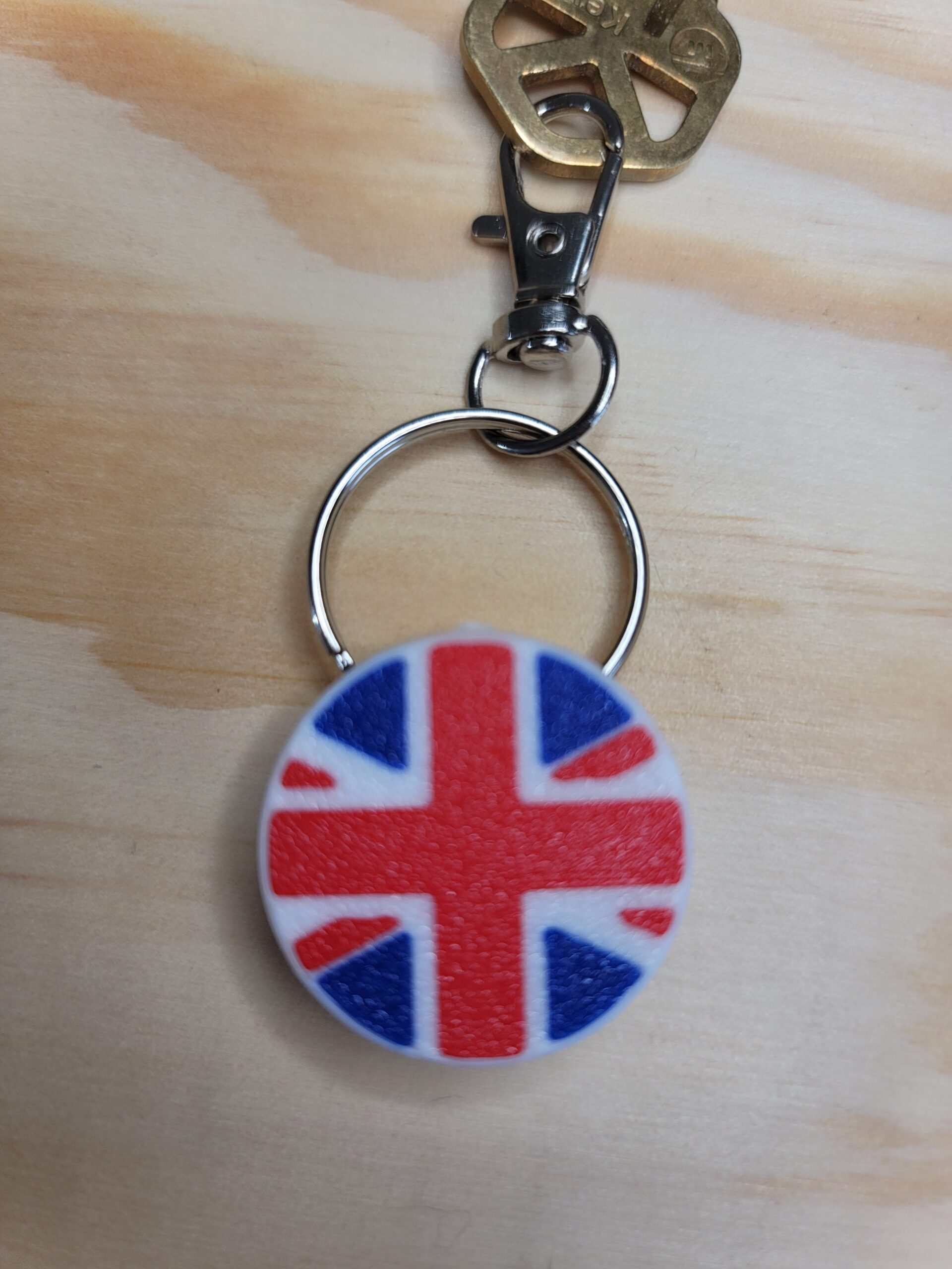 3D Printed UK Flag Keychain Fob – Multicolor British Pride Zipper Pull - Image 2