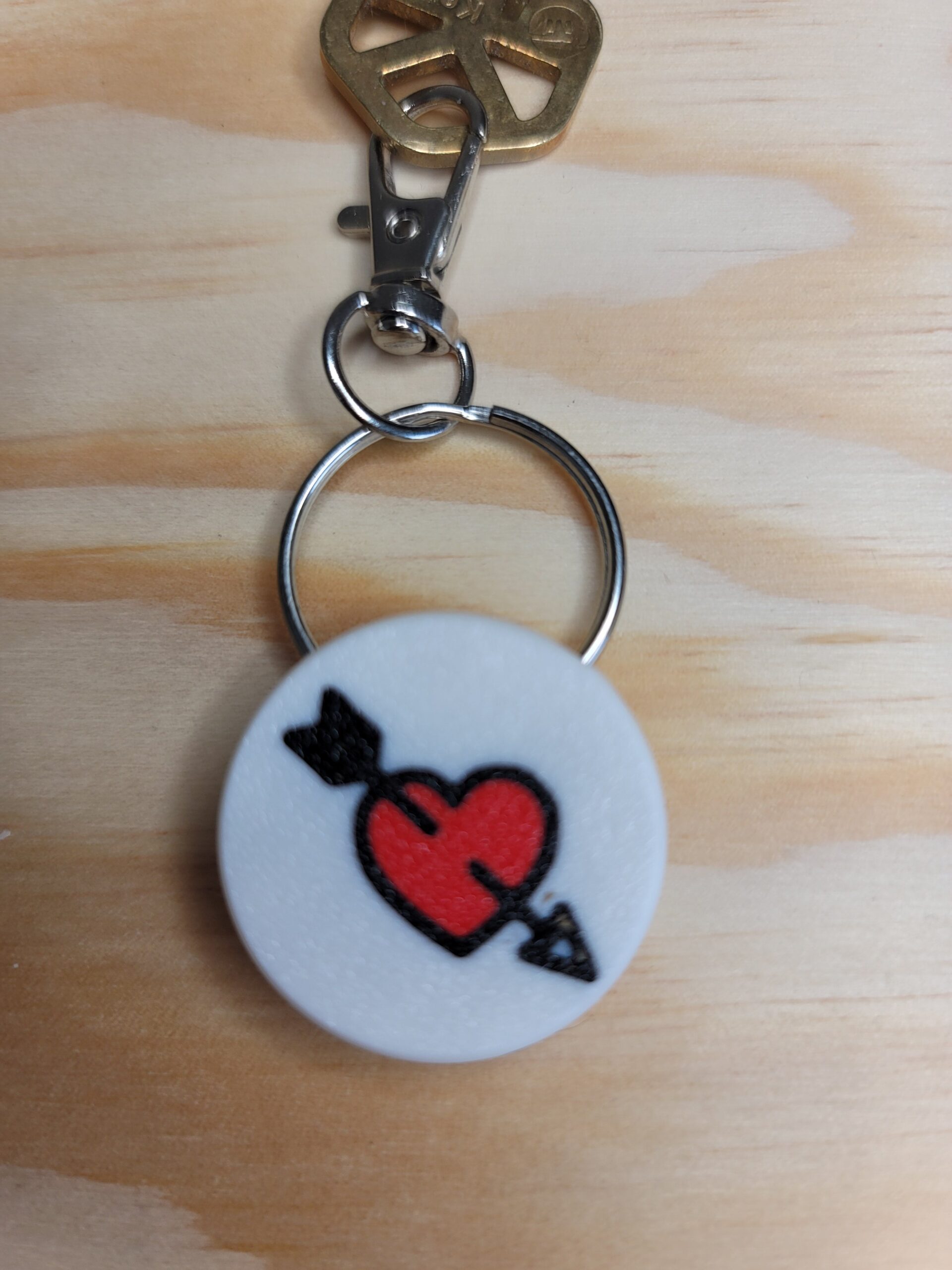 3D Printed Valentine Heart Keychain Fob – Multicolor Zipper Pull Accessory - Image 2